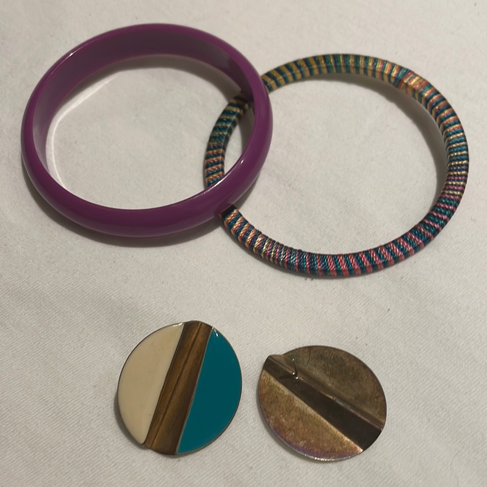 Costume jewelry bundle